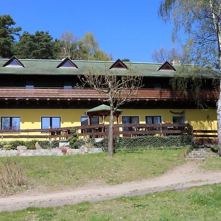 Schenkendobern Hotel Und Restaurant Karpfenschaenke מראה חיצוני תמונה