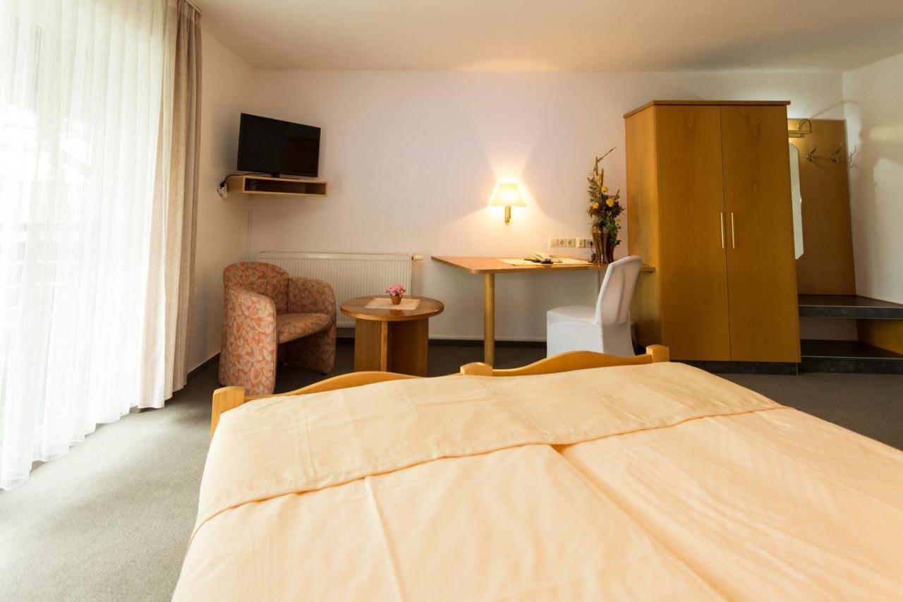 Schenkendobern Hotel Und Restaurant Karpfenschaenke מראה חיצוני תמונה